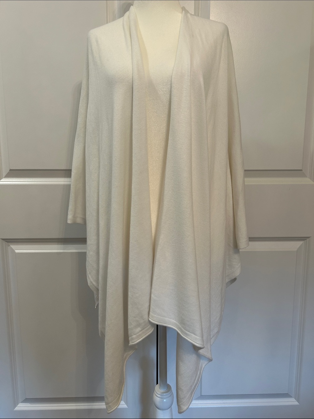 Lilly Pulitzer Lanelle Wrap - Picture 4 of 10